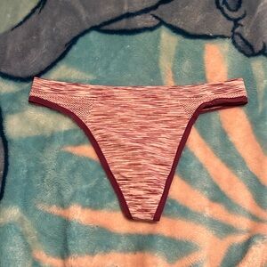Victoria’s Secret Thong M